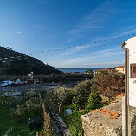 Costa Del Sole * Pomonte